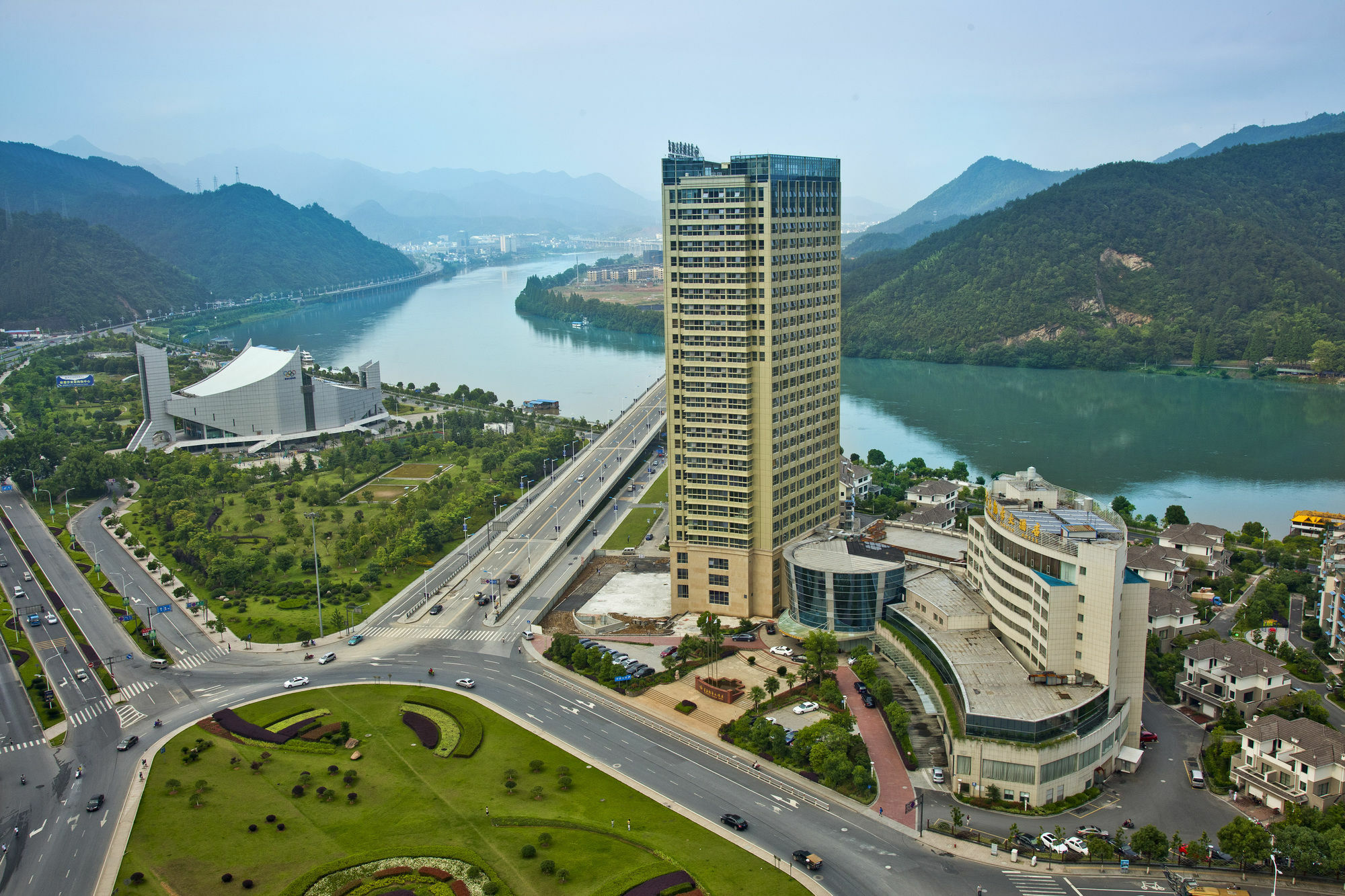Jiande Peninsula Kai Hao Hotel Chun'an Bagian luar foto